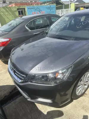 Honda Accord EX-L V-6 4dr Sedan w/Navigation (3.5L 6cyl 6A) 2014 Gray
