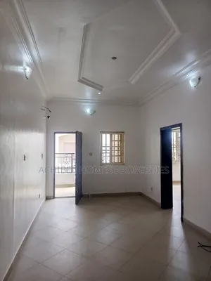2bdrm Apartment in Off Admiralty Way, Lekki Phase 1 for rent