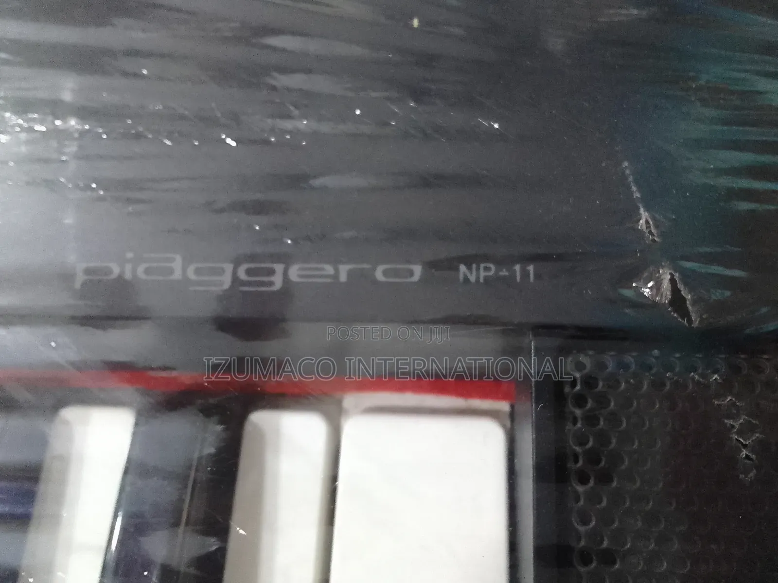 Yamaha Piaggero Np-11 Portable Keyboard