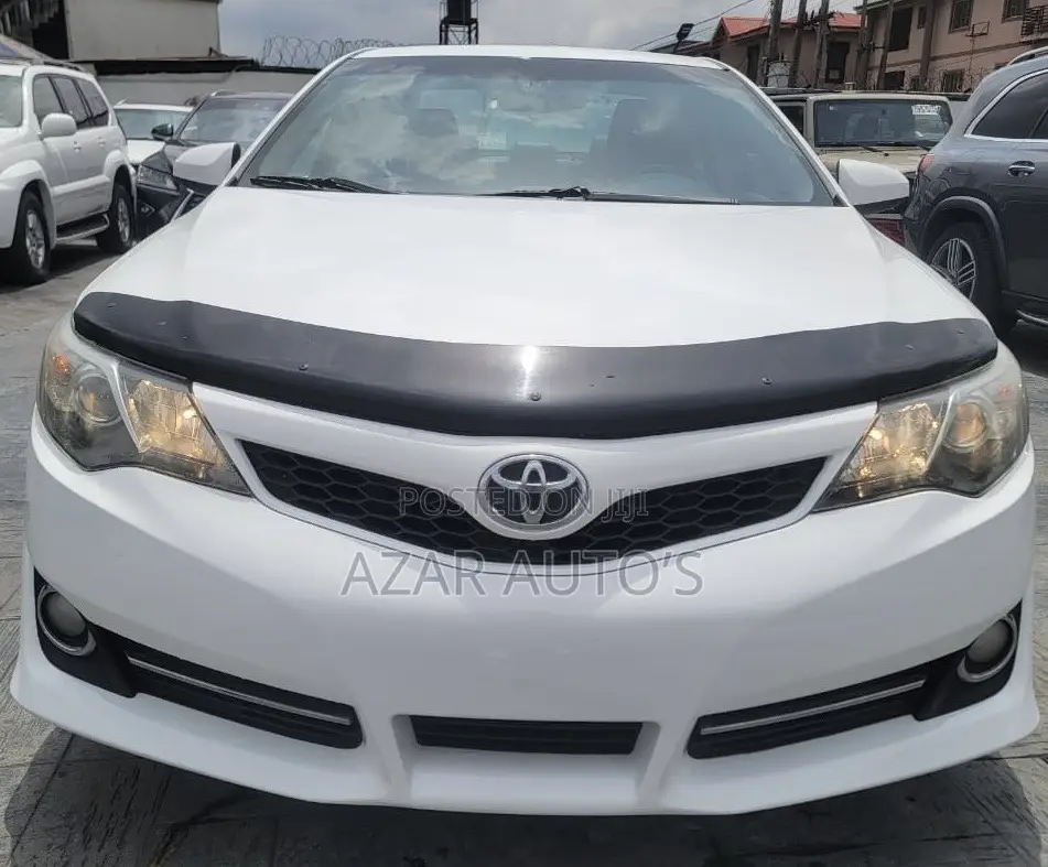 Toyota Camry 2012 White