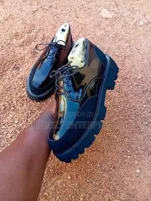 Shoe Mirror Face Leather