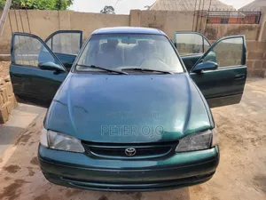 Toyota Corolla 1.9 D Sedan 2000 Green