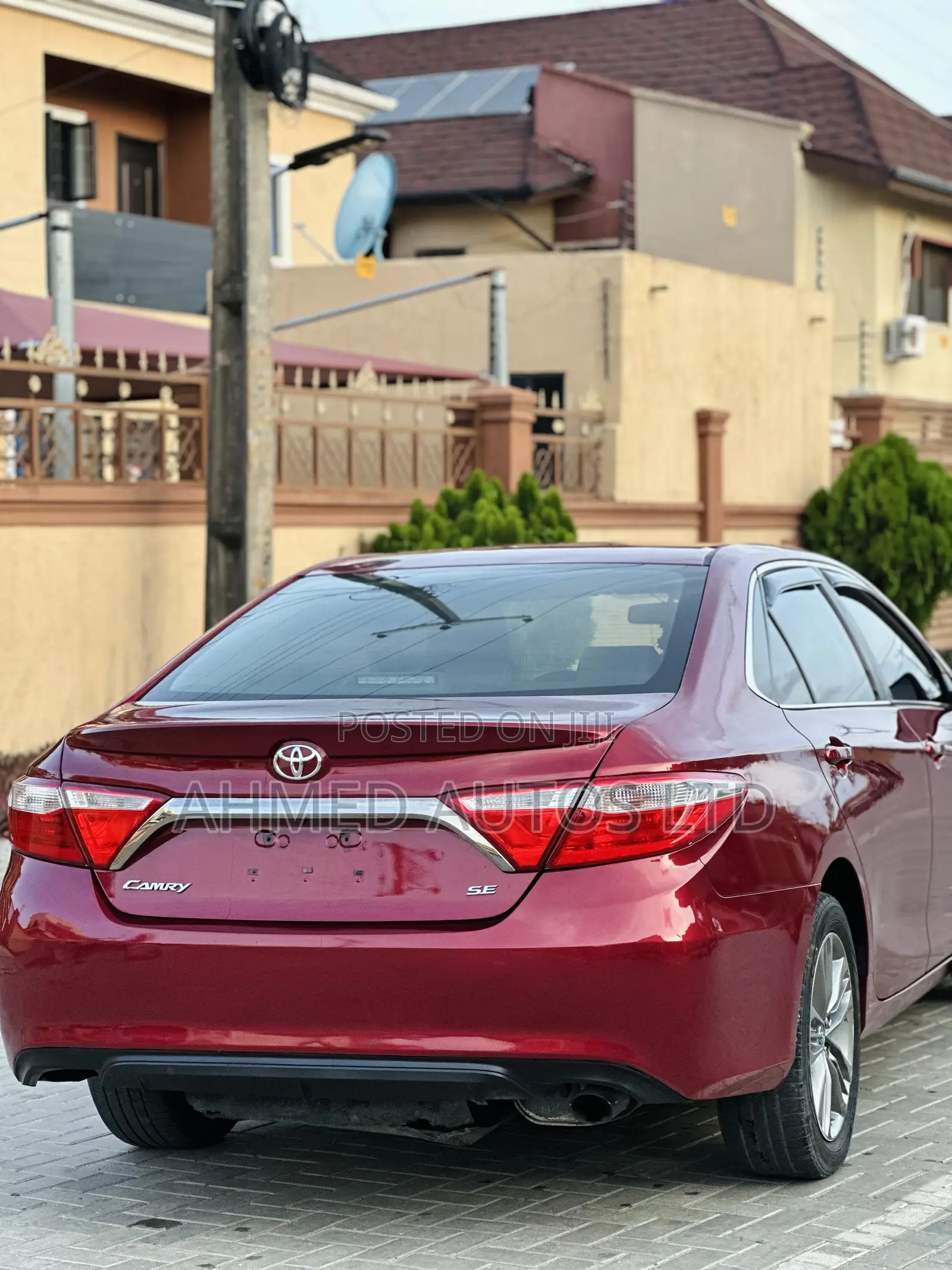 Toyota Camry 2016 Red