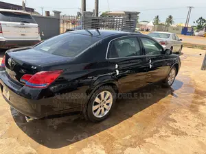 Toyota Avalon XL 2004 Black