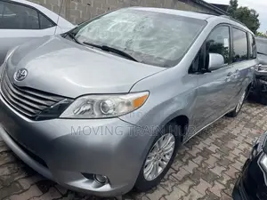Toyota Sienna XLE 7 Passenger 2011 Blue