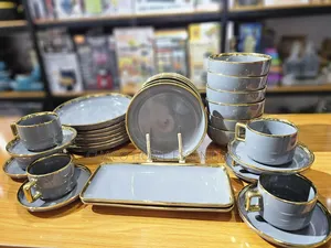 32-Piece Dinner Set