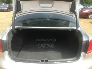 Volkswagen Passat 2013 Silver