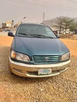 Toyota Picnic 2.0 FWD 2004 Blue