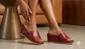 Layki Quality Wedge Slippers