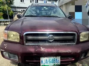 Nissan Pathfinder SE AWD SUV (3.5L 6cyl 5M) 2002 Burgundy