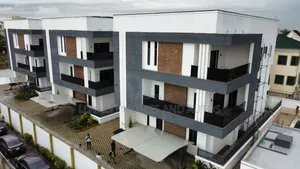 5bdrm Duplex in Ikeja Gra Lagos for rent