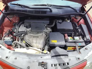 Toyota Camry SE 4dr Sedan (2.5L 4cyl 6A) 2014 Red