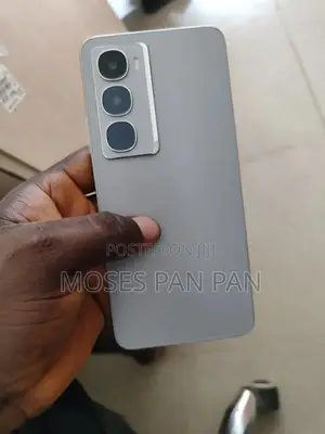 Itel City 100 128 GB Silver