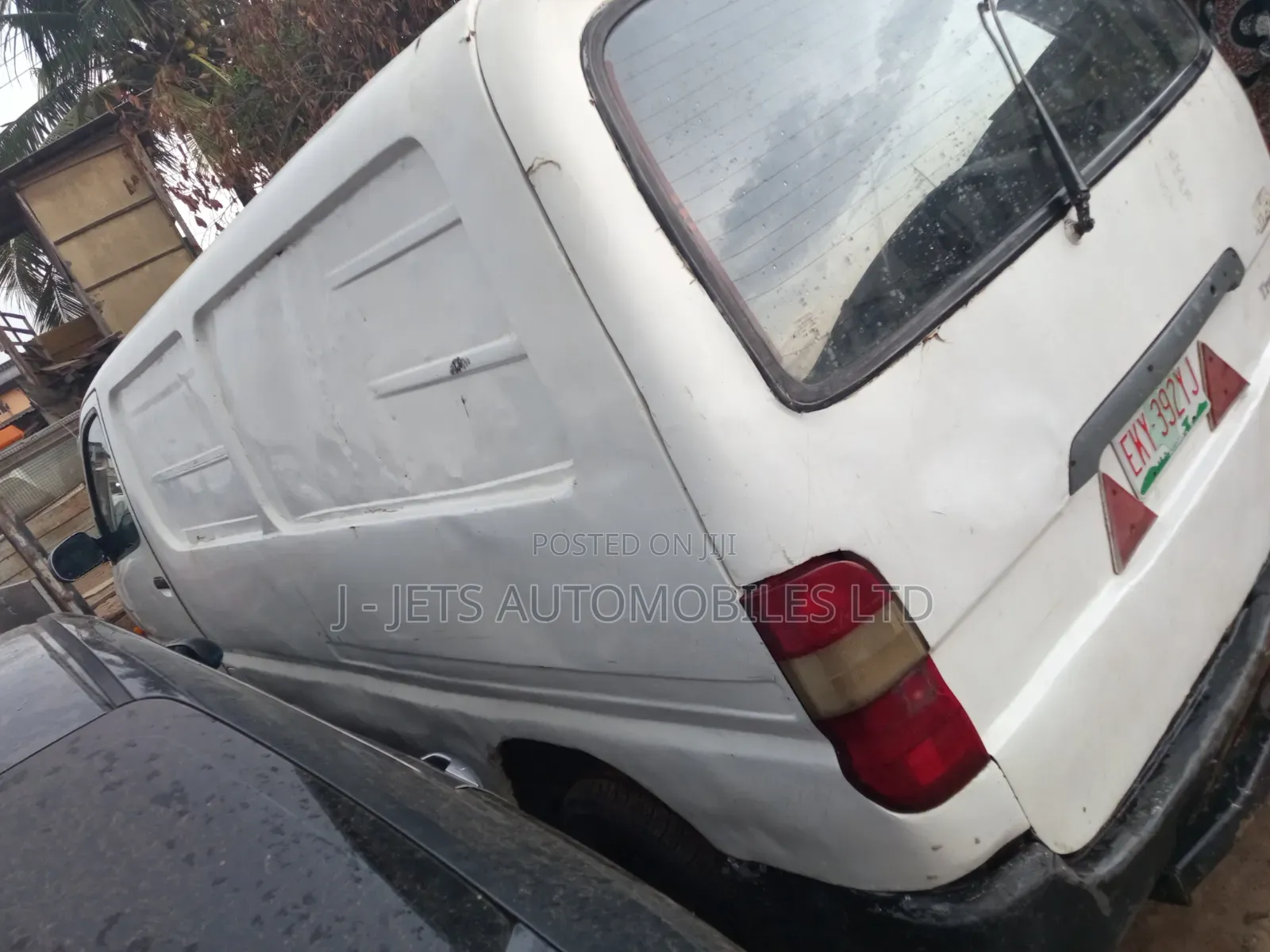 Toyota HiAce 2004 White