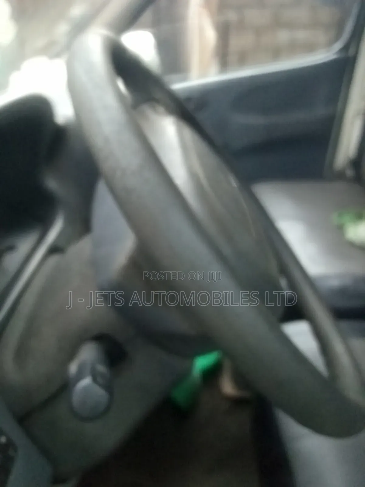 Toyota HiAce 2004 White