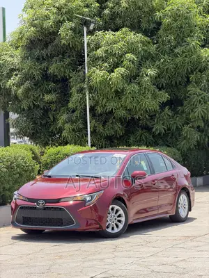 Toyota Corolla 2022 Maroon