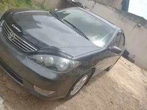 Toyota Camry 2005 Gray