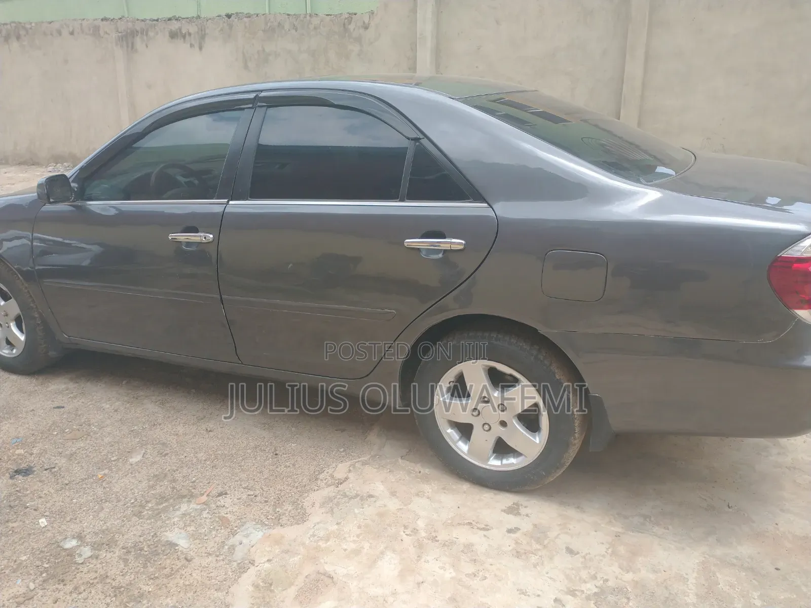 Toyota Camry 2005 Gray