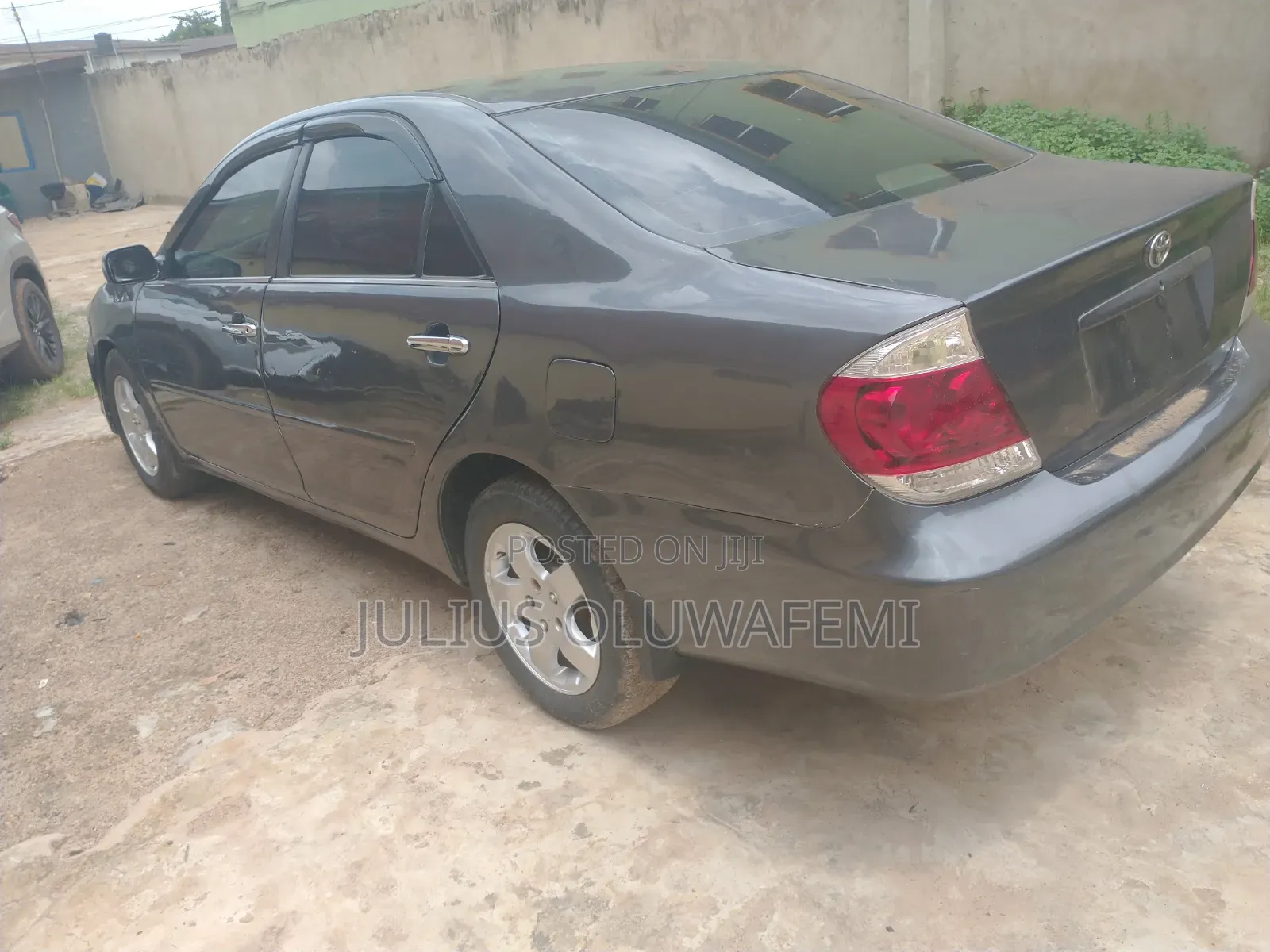 Toyota Camry 2005 Gray