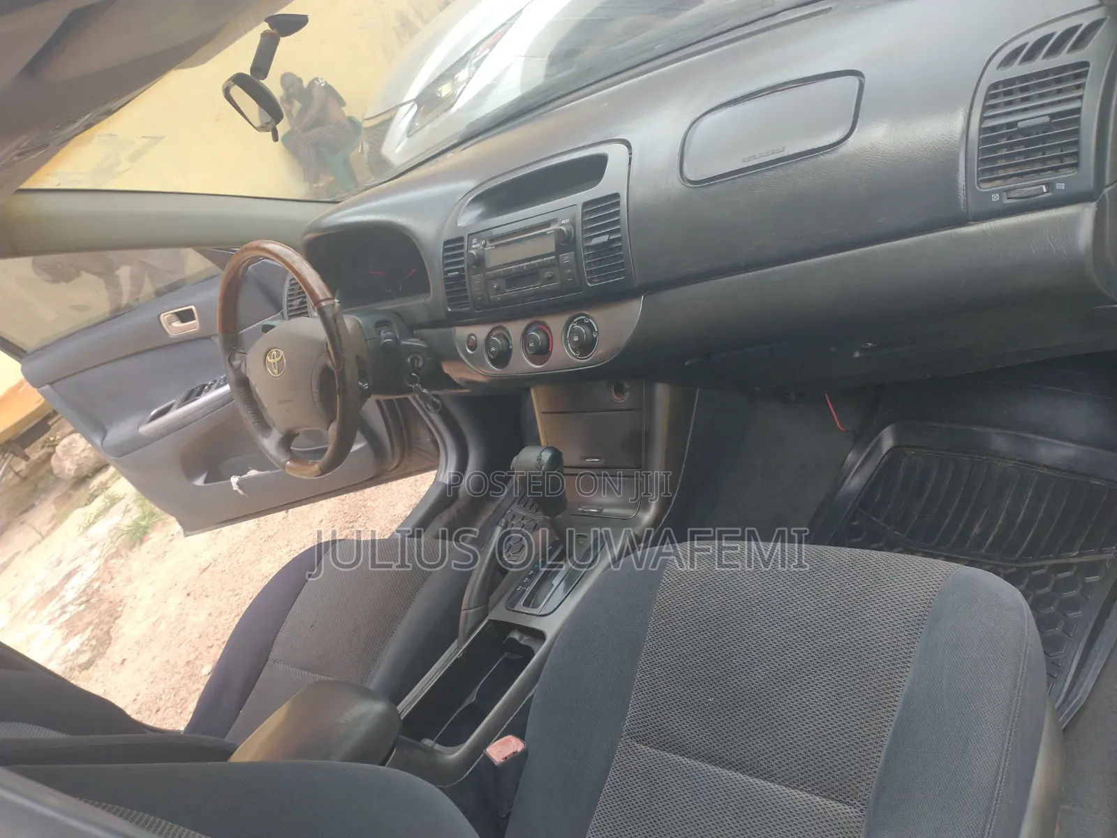 Toyota Camry 2005 Gray
