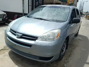 Toyota Sienna 2006 Blue