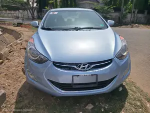Hyundai Elantra 2013