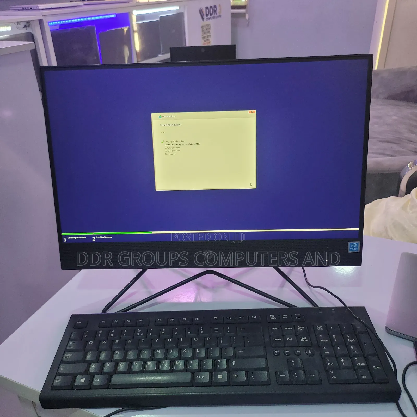 Desktop Computer HP 200 G4 22 All-in-One 8GB Intel Pentium HDD+SSD 1T