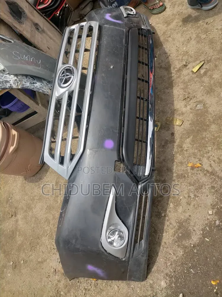 Complete Front Bumper Highlander 2012 Model