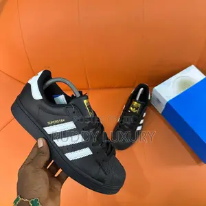 Adidas Superstar /Buy One Get a Free Sock