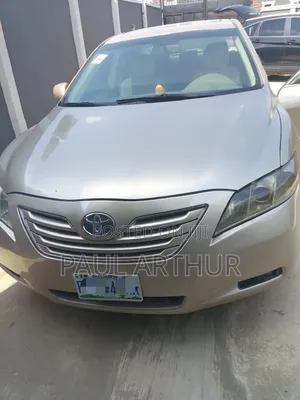 Toyota Camry 2009 Gold
