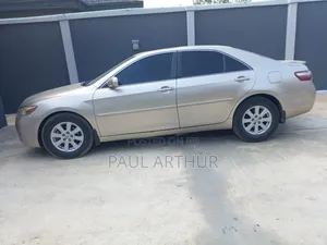 Toyota Camry 2009 Gold
