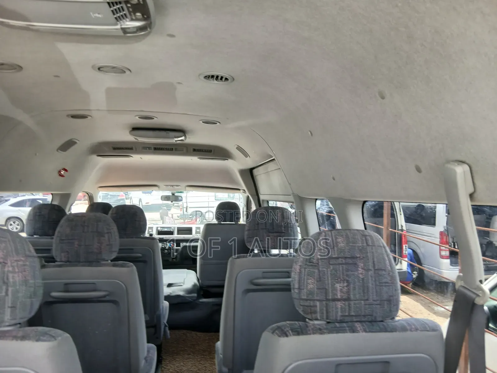 Toyota HiAce 2012 White