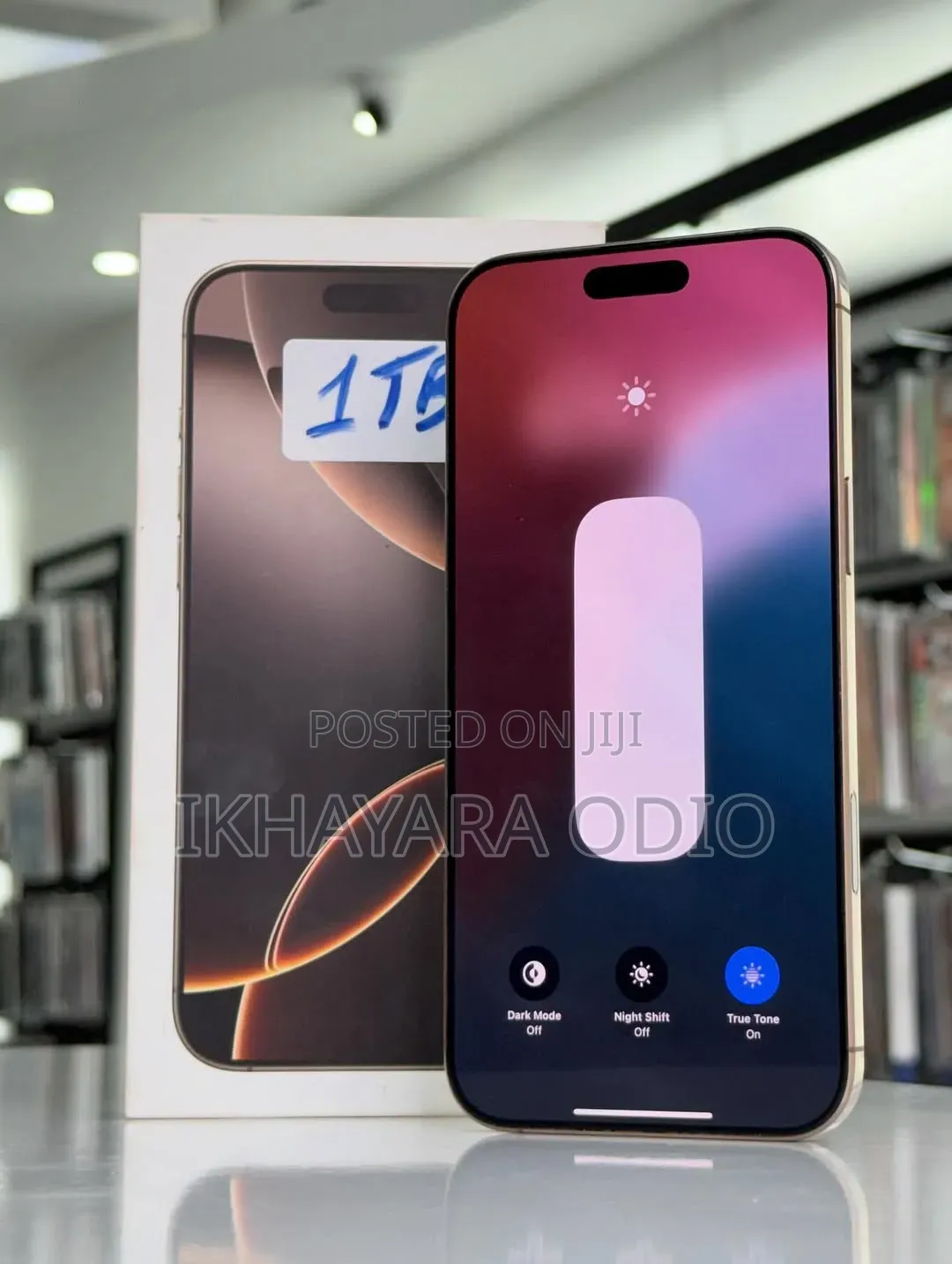 Apple iPhone 16 Pro Max 1 TB Gold