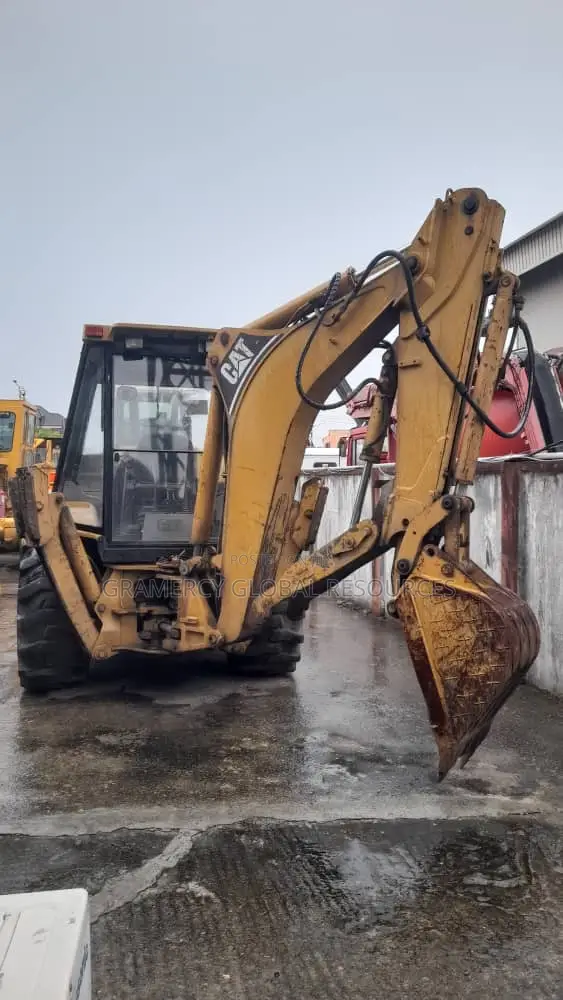 Foreign Used Cat Backhoe Loader 2-in-1