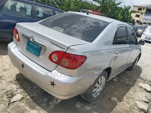 Toyota Corolla Sedan 2005 Silver