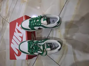 Original Nike Dunk Low Retro Se
