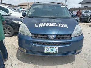 Toyota Sienna LE AWD 2005 Blue