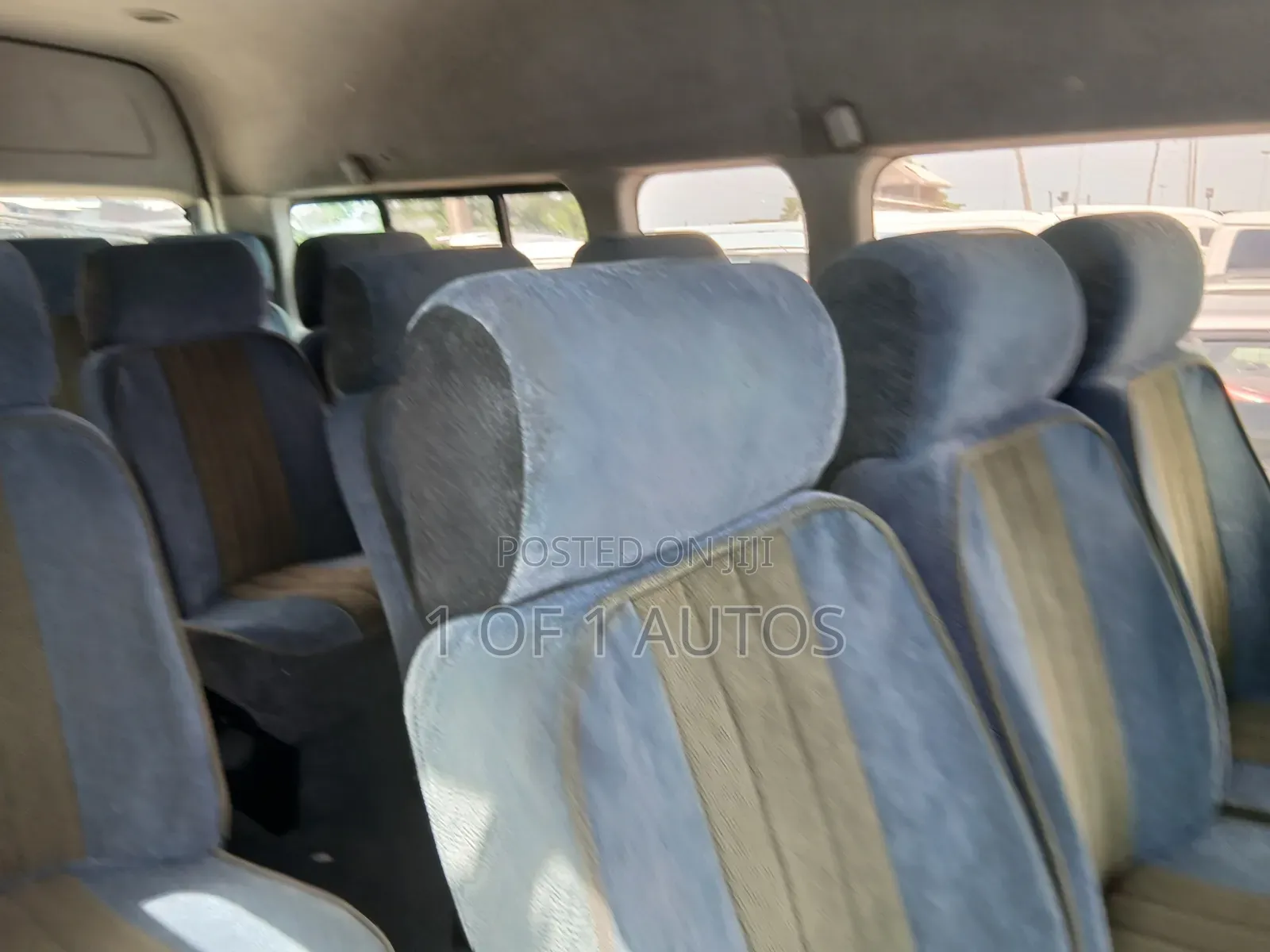 Toyota HiAce 2010 Silver
