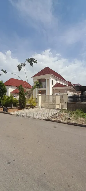 5bdrm Duplex in River Park Estate, Lugbe District for rent