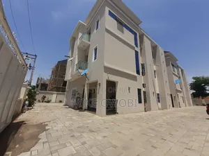 3bdrm Block of Flats in Jahi for rent