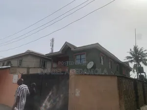 3bdrm Apartment in Iba / Ojo for sale