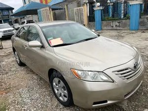 Toyota Camry 2008 Gold
