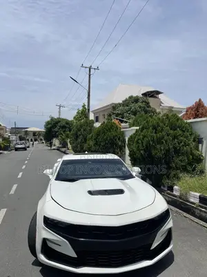 Chevrolet Camaro 2021 White
