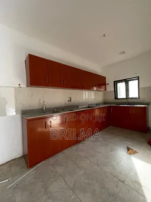 3bdrm Block of Flats in Jahi for rent