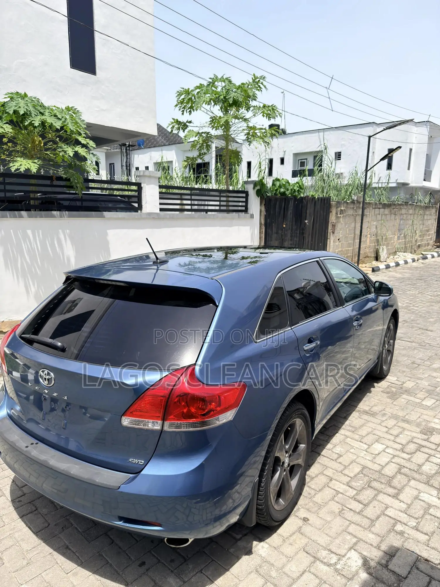 Toyota Venza V6 AWD 2012 Blue