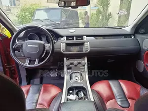 Land Rover Range Rover Evoque Pure AWD 5-Door 2013 Red