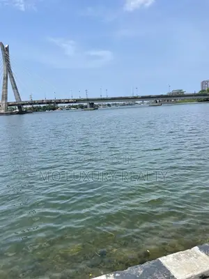 3bdrm Apartment in Banana Island for rent