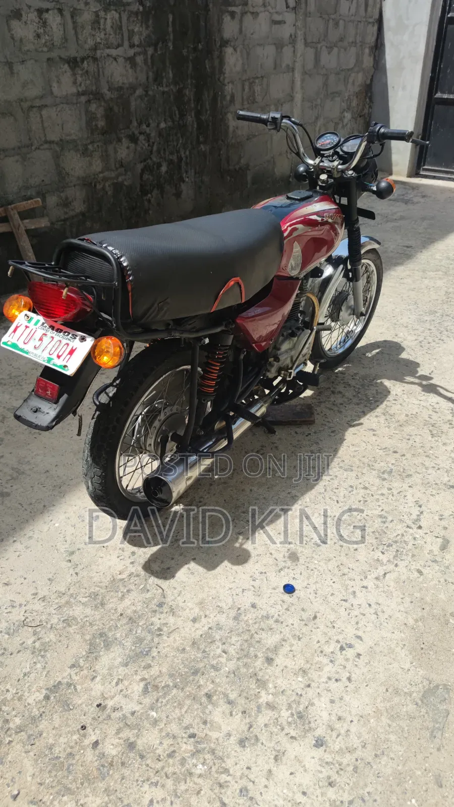 Bajaj Boxer 2024 Red