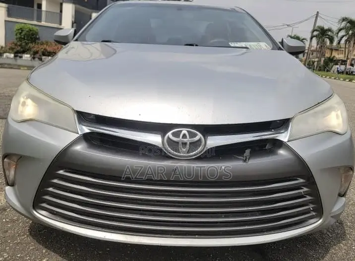 Toyota Camry 2016