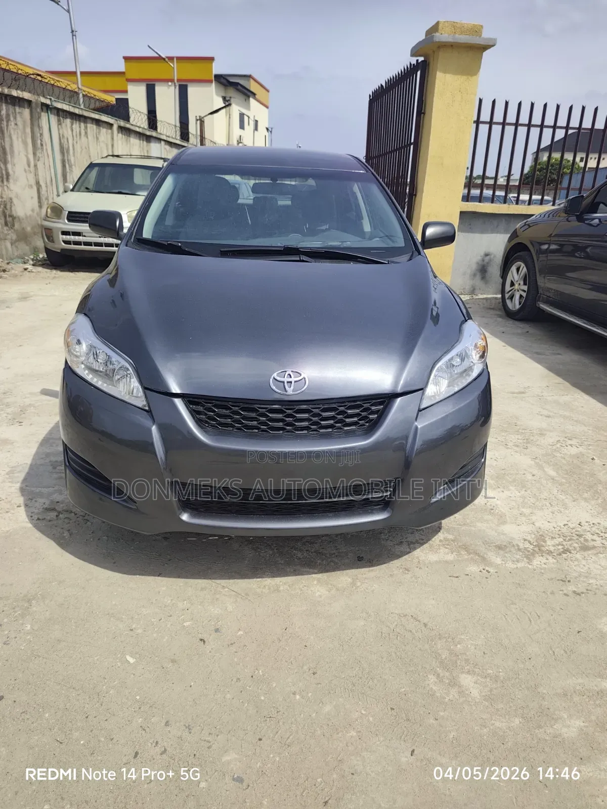 Toyota Matrix 2011 Gray